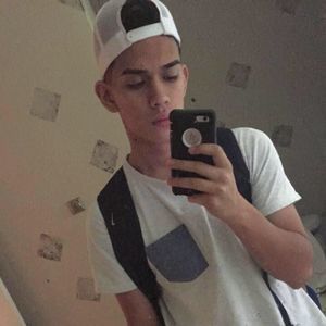 Meet your Posher, Luis